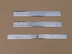 Накладки на пороги на метла Volkswagen Golf 6 2008-2012
