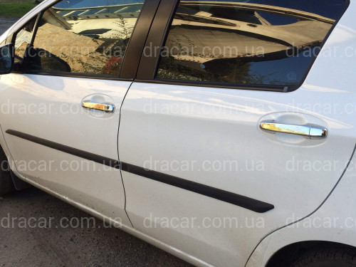 Накладки на ручки Toyota Yaris 2011-2015 (нержавеющая сталь) артикул 4920