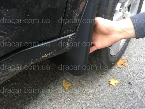 Брызговики передние Mitsubishi Outlander XL 2007-2012 под узкий порог комплект 2 шт артикул 6566