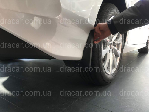 Брызговики Toyota Camry 70 ЕВРОПА / LE / XLE 2017+ комплект 4шт. артикул 6774