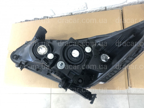 Фара правая Honda Accord 9 2013-2015  артикул 7580