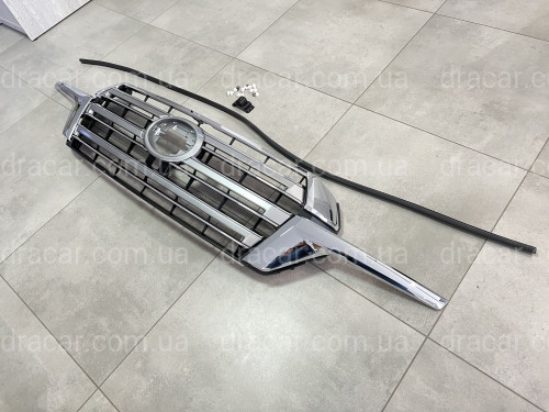 Решетка радиатора с ресницами Toyota Land Cruiser 200 2016+ СЕРАЯ артикул 7643