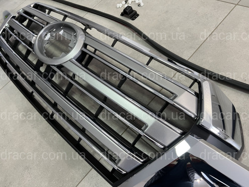 Решетка радиатора с ресницами Toyota Land Cruiser 200 2016+ СЕРАЯ артикул 7643
