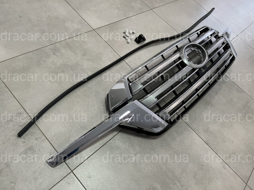 Решетка радиатора с ресницами Toyota Land Cruiser 200 2016+ СЕРАЯ артикул 7643
