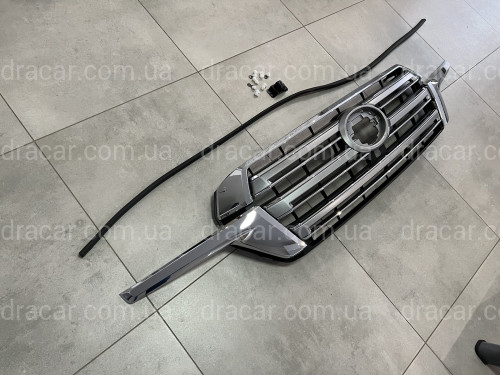 Решетка радиатора с ресницами Toyota Land Cruiser 200 2016+ СЕРАЯ артикул 7643