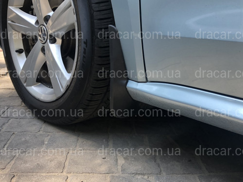 Брызговики передние Volkswagen Passat B7 / B8 Америка 2011-2019 комплект 2шт. артикул 6881