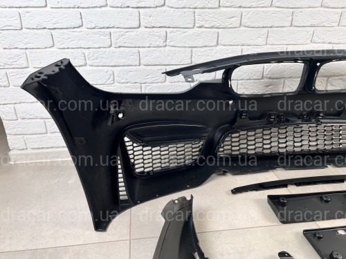 Передний бампер M3 стиль BMW 3 Series F30 F31 2012-2018 (под омыватели / с отверстиями под парктроники)  артикул 7916