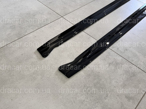 Лезвия под пороги M-Perfomance BMW X5 F15 2шт. черный глянец артикул 7895