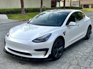 Комплект обвеса Tesla Model 3 2017- ABS пластик, цвет черный глянец