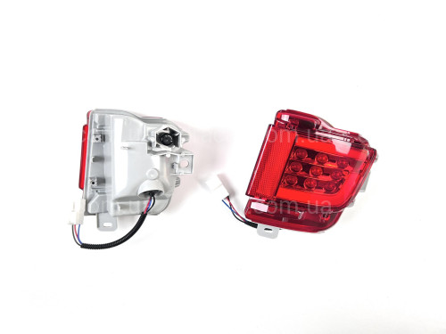 LED задние габариты (туманки) Toyota Land Cruiser 200 2015-2022 красные, 2шт. артикул 8014