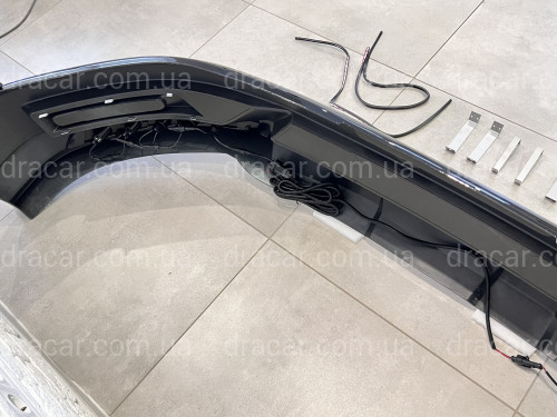 Обвес юбка переднего бампера WALD Toyota Land Cruiser 200 2016-2022 цвет черный артикул 8008
