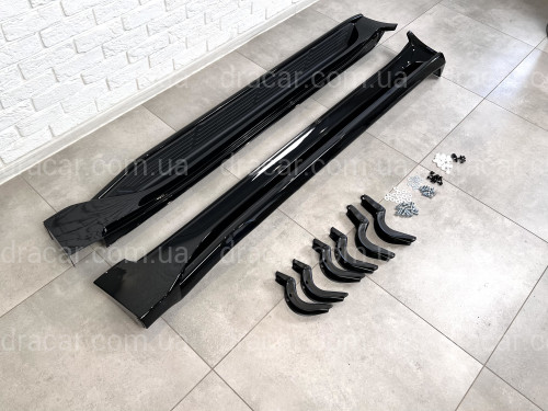 Пороги боковые Lexus LX 570 / Toyota Land Cruiser 200 2007-2021 в стиле LX 570 2016+ цвет черный артикул 7593
