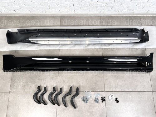 Пороги боковые Lexus LX 570 / Toyota Land Cruiser 200 2007-2021 в стиле LX 570 2016+ цвет черный артикул 7593