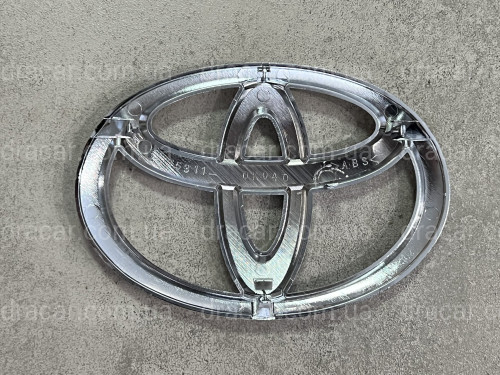 Эмблема лого на решетку Toyota Land Cruiser 200 2012-2015 артикул 6978
