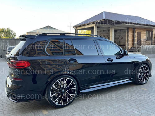 Комплект обвеса Paradigma BMW X7 G07 2019-2022, черный глянец артикул 8160