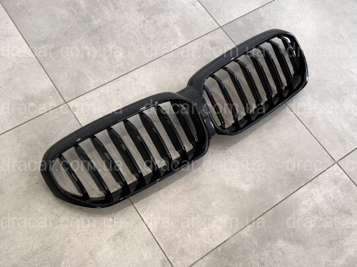 Решетка радиатора ноздри M-Tech BMW 5 Series G30 / G31 2020+ черный глянец артикул 8191