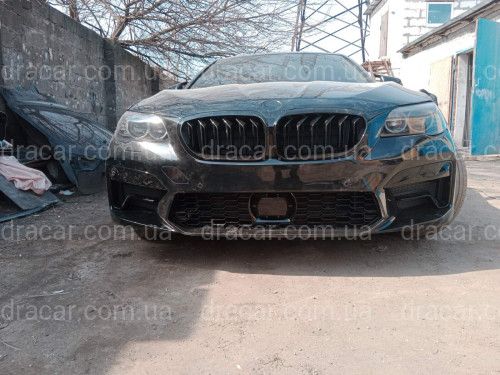 Передний бампер с ноздрями в стиле M5 F90 G30  для BMW 5 Series F10 F11 2010-2016 артикул 8213