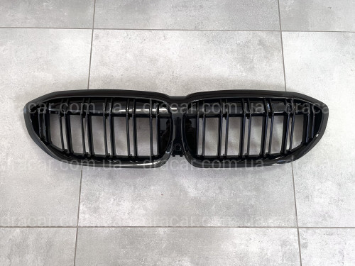 Решетка радиатора ноздри M-Look для BMW 3 Series G20 / G21 2018-2022 черный глянец артикул 8214