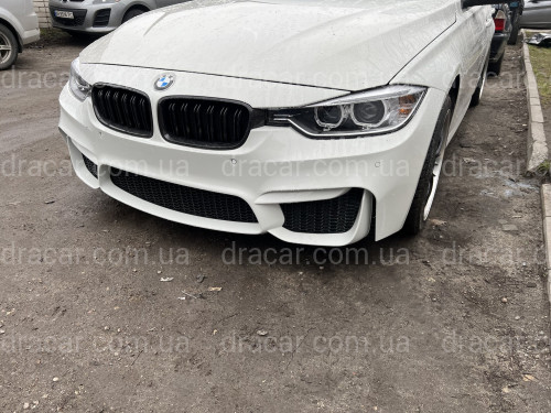 Передний бампер M3 стиль BMW 3 Series F30 F31 2012-2018 (под омыватели / с отверстиями под парктроники)  артикул 7916