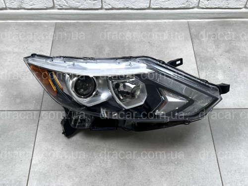 Правая фара галоген Nissan Rogue Sport 2015-2019 артикул 8377