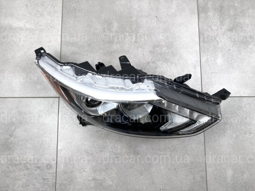 Правая фара галоген Nissan Rogue Sport 2015-2019 артикул 8377