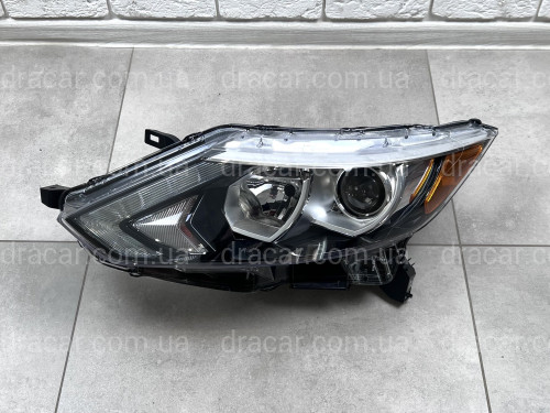Левая фара галоген Nissan Rogue Sport 2015-2019 артикул 8376