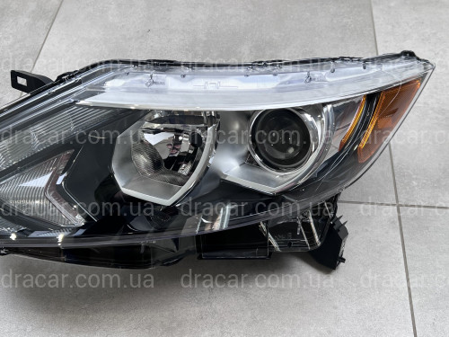 Левая фара галоген Nissan Rogue Sport 2015-2019 артикул 8376