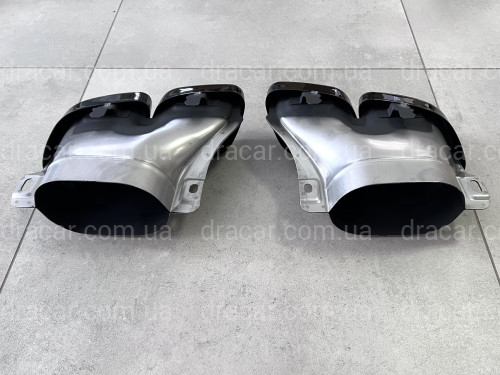 Насадки на выхлопные трубы AMG C63 Mercedes Benz С Class W205 2019-2021 черные артикул 8409