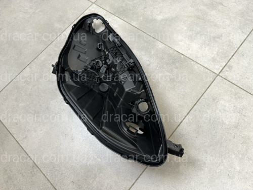 Корпус фары правый Tesla model 3 2017- / Tesla model Y 2020- артикул 8227