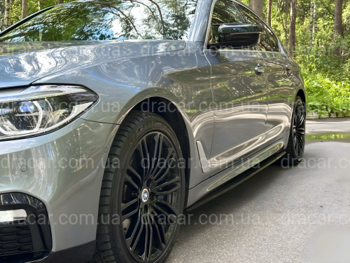 Лезвия под пороги M-Perfomance BMW 5 series G30 G31 2017-  2шт. черный глянец артикул 8146
