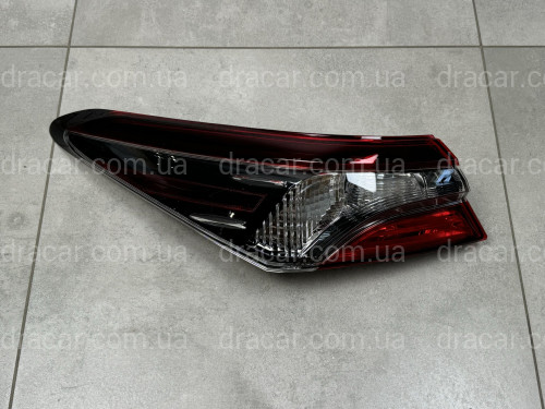 Задний фонарь левый наружный Toyota Camry 70 USA SE LE 2021-  1шт. артикул 8545