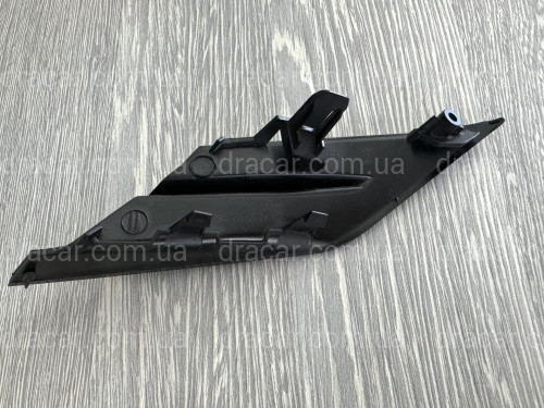 Накладка решетки правая 5312306120 для Toyota Camry 70 LE XLE EU 2018- артикул 6847