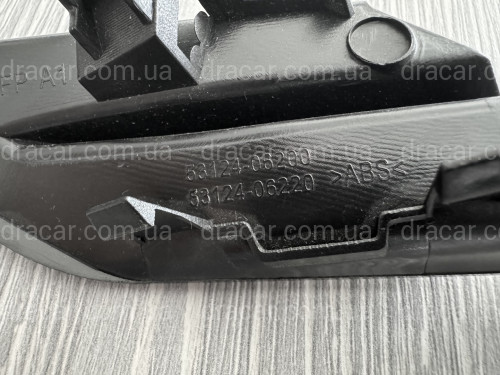 Накладка решетки левая 5312406220 для Toyota Camry 70 LE XLE EU 2018- артикул 2207
