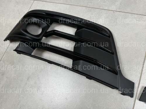 Решетки бампера S-Line ПОД РАДАРЫ Audi Q7 4M 2015-2019 черные 2шт, левая 4M0 807 681 / правая 4M0 807 682  артикул 8572