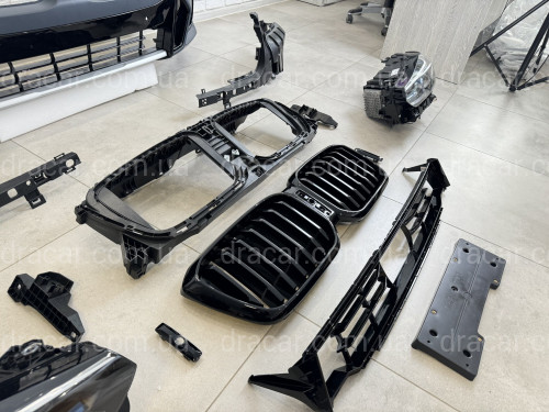 Комплект рестайлинга передней части M paket LCI 2022+ для BMW X3 G01 2018-2021 / BMW X4 G02 2018-2021 артикул 8688