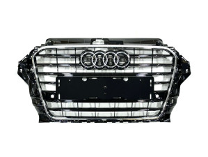 Решетка радиатора для Audi A3 2012-2016 черная с хромом