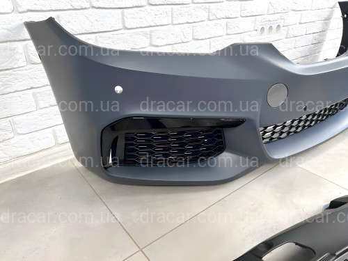 Передний бампер M Paket BMW 5 Series G30 G31 2017-2020 ДЛЯ АВТО БЕЗ DRL артикул 8881
