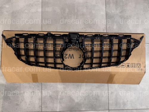 Решетка радиатора GT BLACK Mercedes C-Class W205 2019-2021 ПОД КАМЕРУ артикул 8782