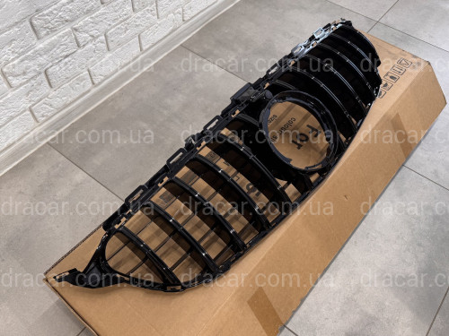 Решетка радиатора GT BLACK Mercedes C-Class W205 2019-2021 ПОД КАМЕРУ артикул 8782