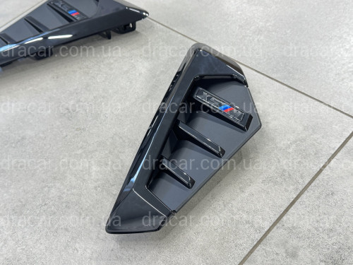 Жабры на крылья X5M LCI BMW X5 G05 2018- 2шт. артикул 8928