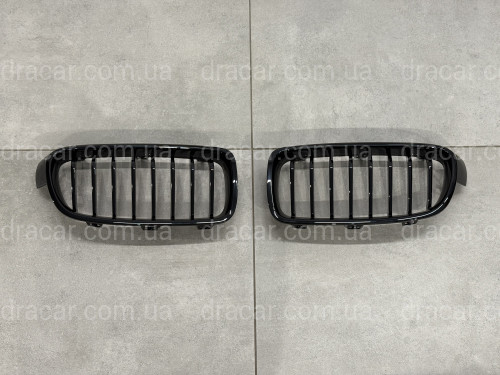 Решетка радиатора ноздри M performance BMW 3 series F30 F31 черный глянец 2шт. артикул 8487