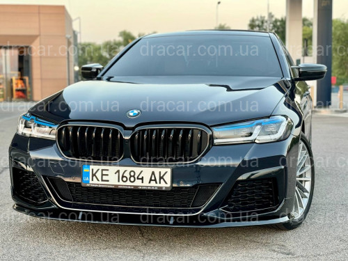 Накладка переднего бампера M Performance BMW 5 series G30 G31 LCI 2020-2023 , черный глянец артикул 8946
