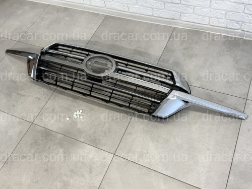 Решетка радиатора дизайн 2019 для Toyota Land Cruiser 200 2015-2021 артикул 7360