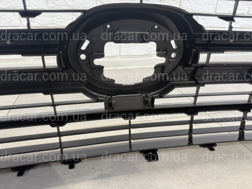 Решетка радиатора дизайн 2019 для Toyota Land Cruiser 200 2015-2021 артикул 7360
