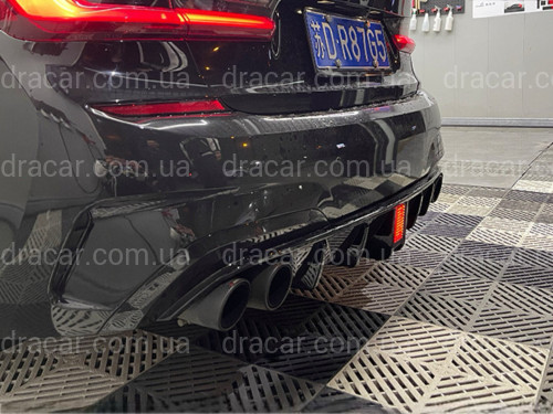 Диффузор накладка заднего бампера с стопом BMW 3 series G20 2018-2022 цвет черный глянец артикул 8715