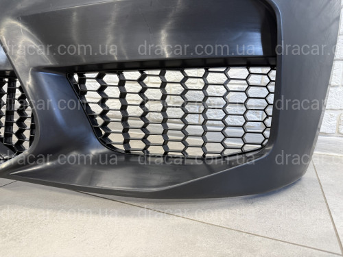 Передний бампер в сборе в стиле M5 F90 для BMW 3 Series F30 F31 2012-2018 (под омыватели / без отверстий под парктроники) артикул 8959