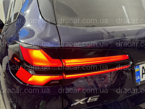 Фонари стопы LCI 2023+ рестайлинг для BMW X5 G05 2018-2022 4шт С НАДПИСЬЮ BMW артикул 8675