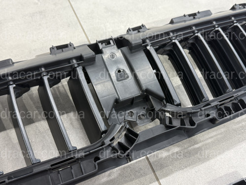 Жалюзи BMW 3 Series G20 / G21 LCI 2022+ (без моторчика) 51745A2DB49 артикул 8996