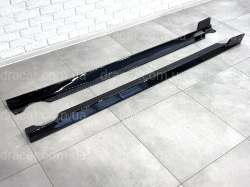 Лезвия под пороги M-Perfomance BMW X7 G07 2019- 2шт. черный глянец артикул 8986