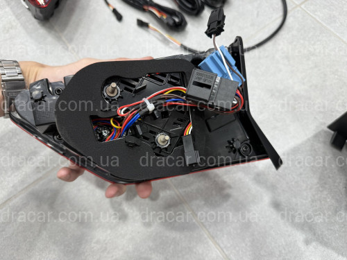 Задние LED фонари IQ LIGHT для Volkswagen Tiguan 2016-2021 артикул 9042